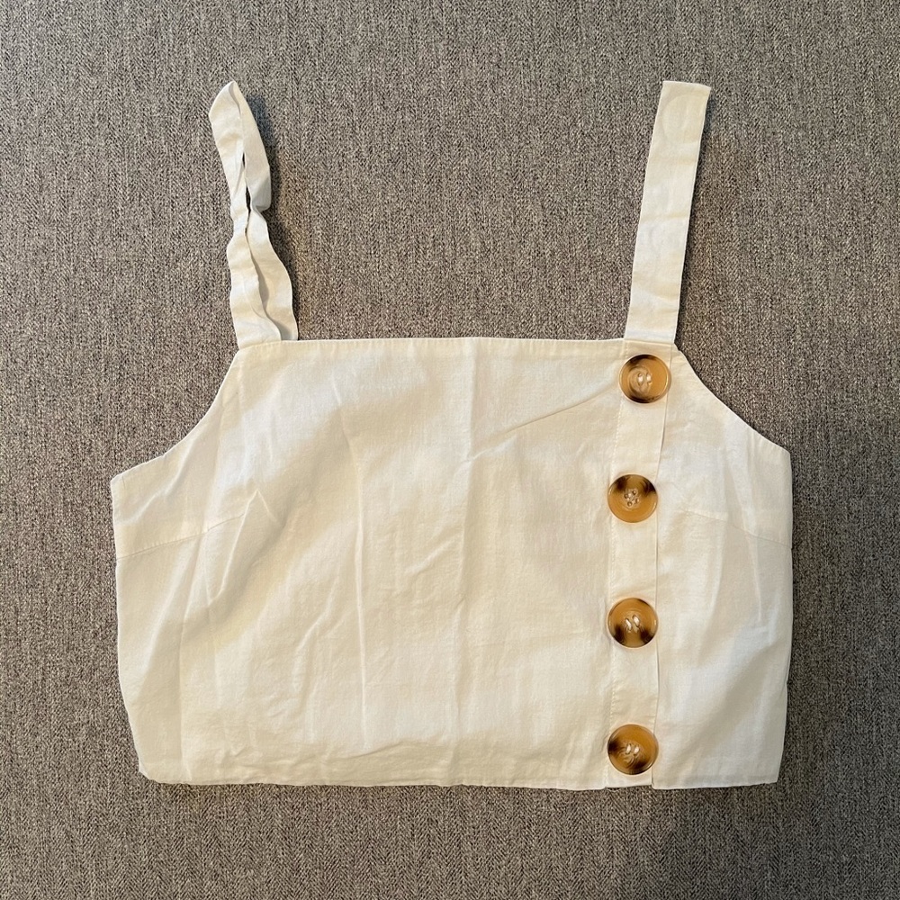Princess Polly Button Tank